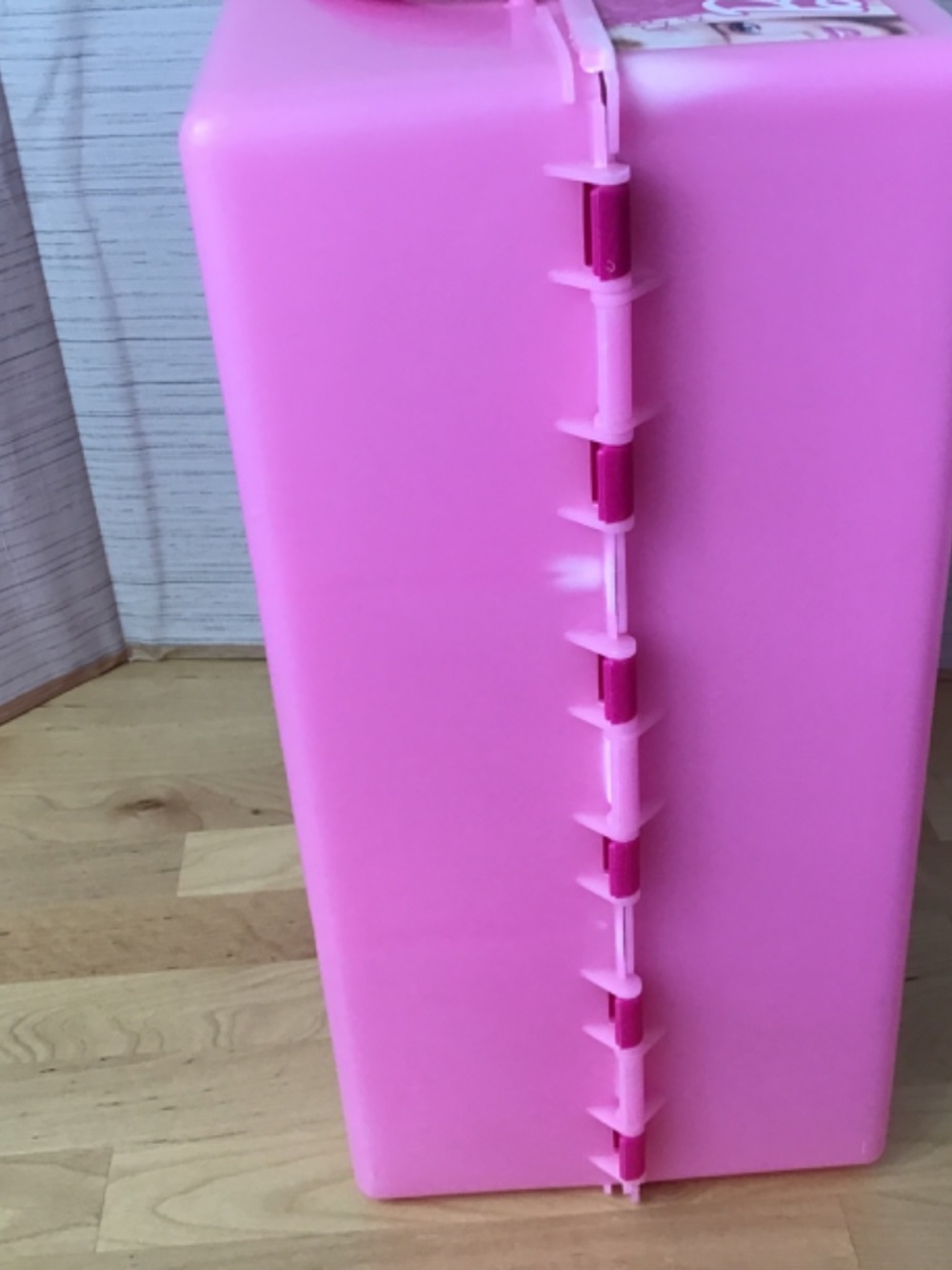 Barbie Doll and Wardrobe - Picture 15 of 16